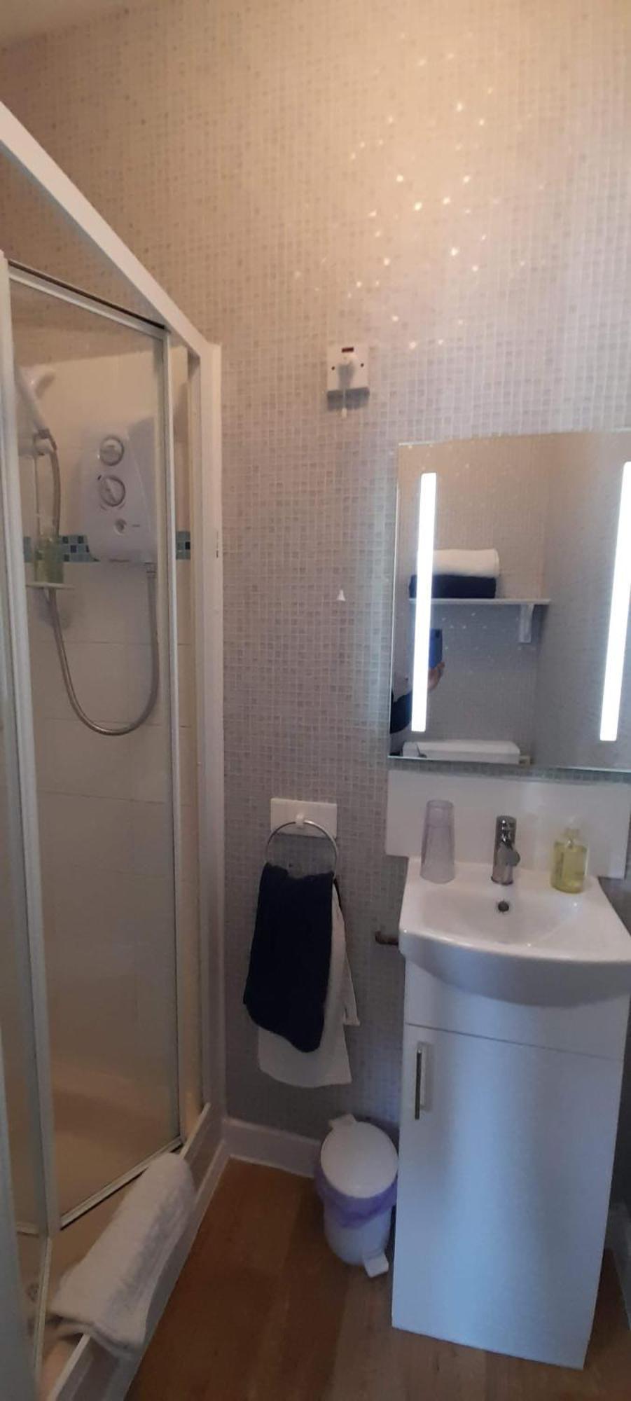 Saffron House Bed & Breakfast Кюм Мартин Екстериор снимка